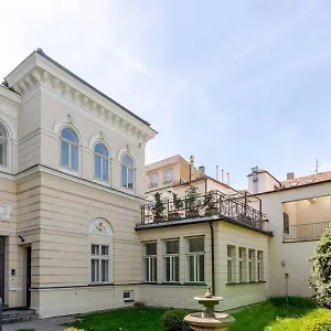 Unique Location With Hot-tub, Terrace And Garden Prag